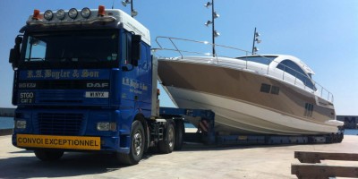 Fairline Targa 62 being delivered to Port Forum, Barcelona.