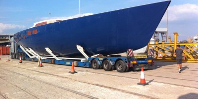 Concordia 85 Cruising Yacht Hull being transported from Southampton to Polgate, Sussex.