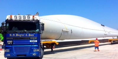 Vestas turbine blade transported to the Isle of Wight